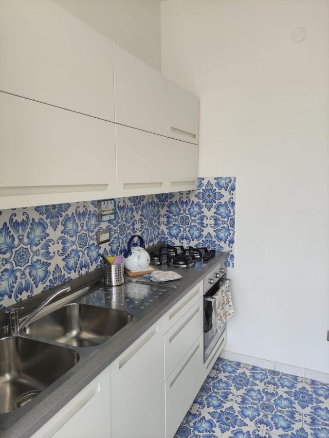 Pretty Panoramic Apartment - Half Way Center-Vomero District Napoli Dış mekan fotoğraf