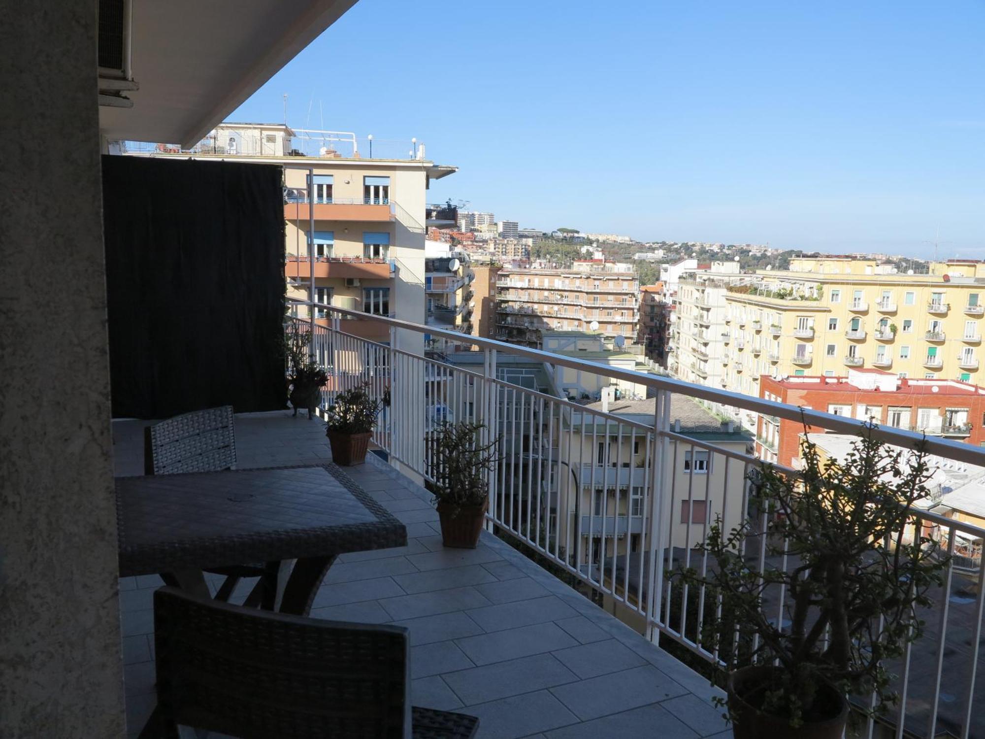 Pretty Panoramic Apartment - Half Way Center-Vomero District Napoli Dış mekan fotoğraf
